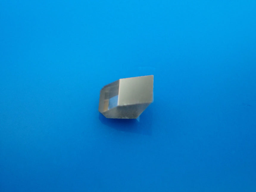 Prisma de 1,70 x 1,35 x 25° desviado (ACMI M3-30A Gold)