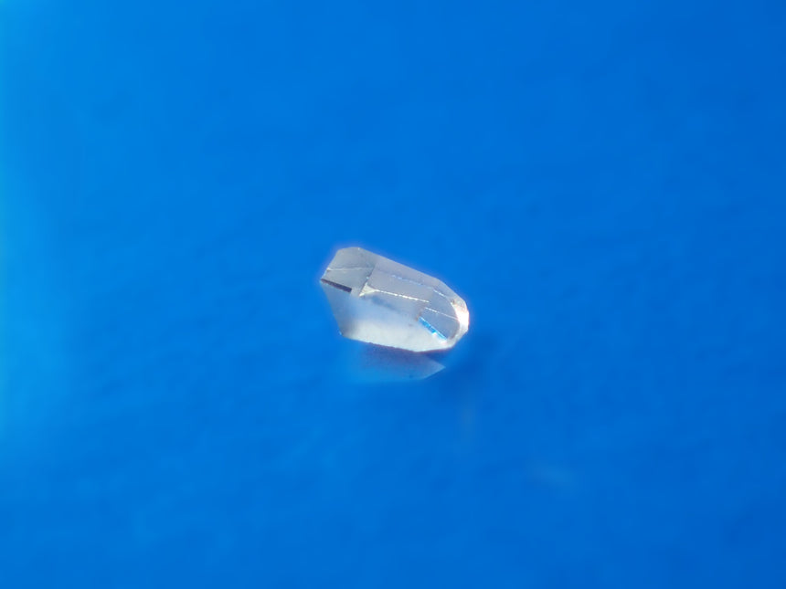 Prism 1.00 x 0.92 x 30° (ACMI G27-30A)