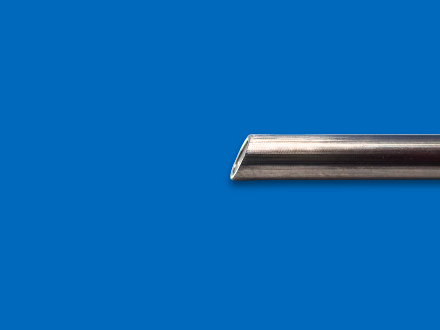 Tubo prefibrado de 4 mm, 30° de cistoscopia (ángulo físico real de 25°), ventana/negativo preinstalado (ACMI GOLD)